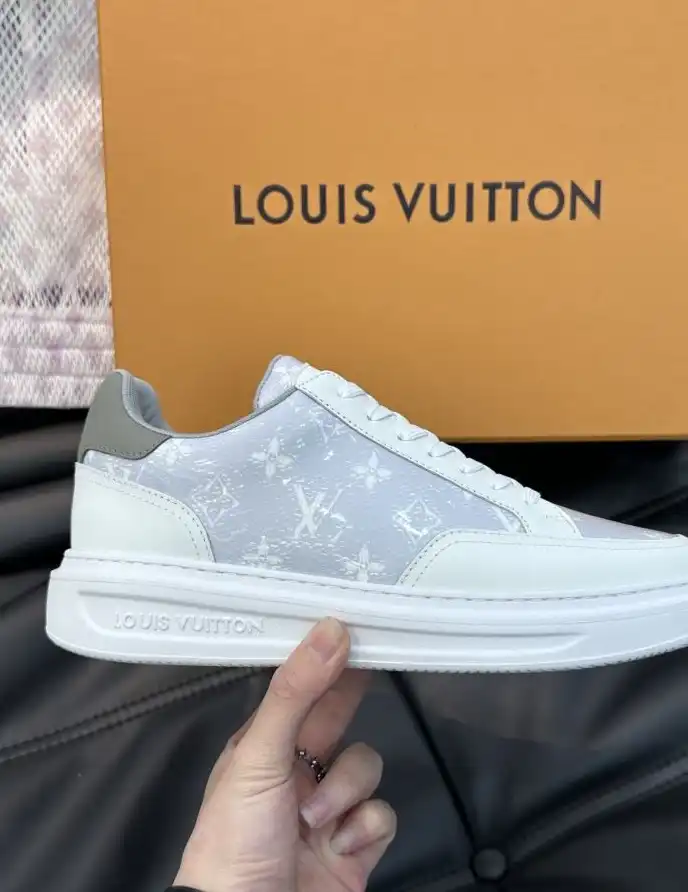 hype Louis Vuitton Sneakers