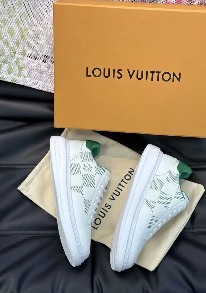 hype Louis Vuitton Sneakers