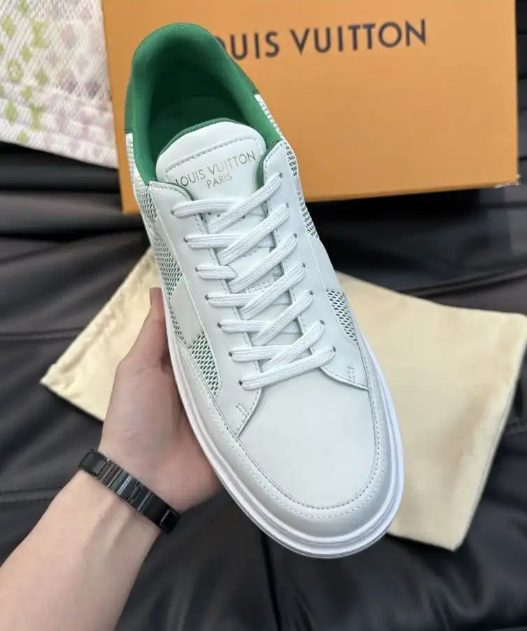 hype Louis Vuitton Sneakers