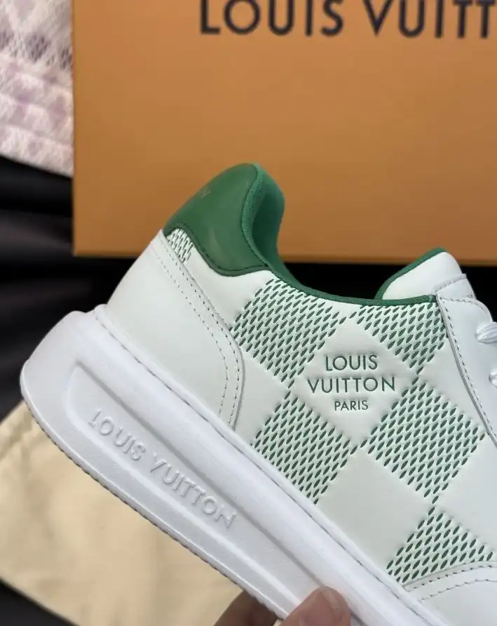 hype Louis Vuitton Sneakers