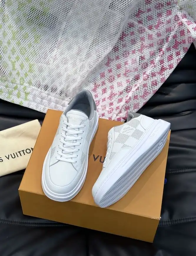 hype Louis Vuitton Sneakers