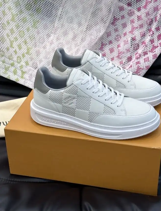 hype Louis Vuitton Sneakers