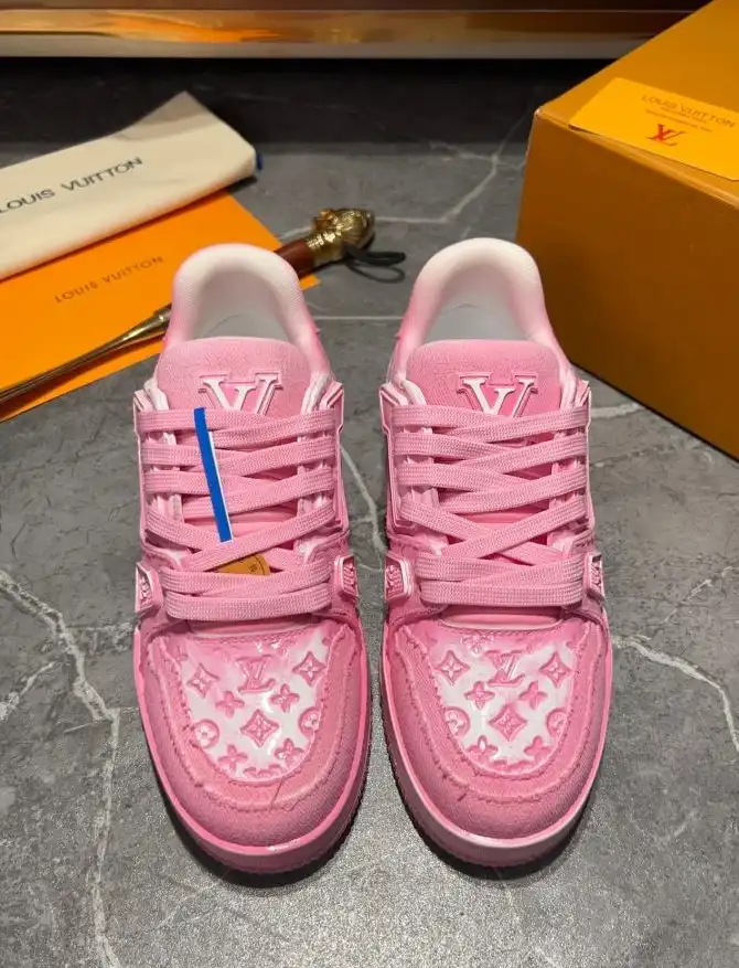 hype Louis Vuitton Sneakers