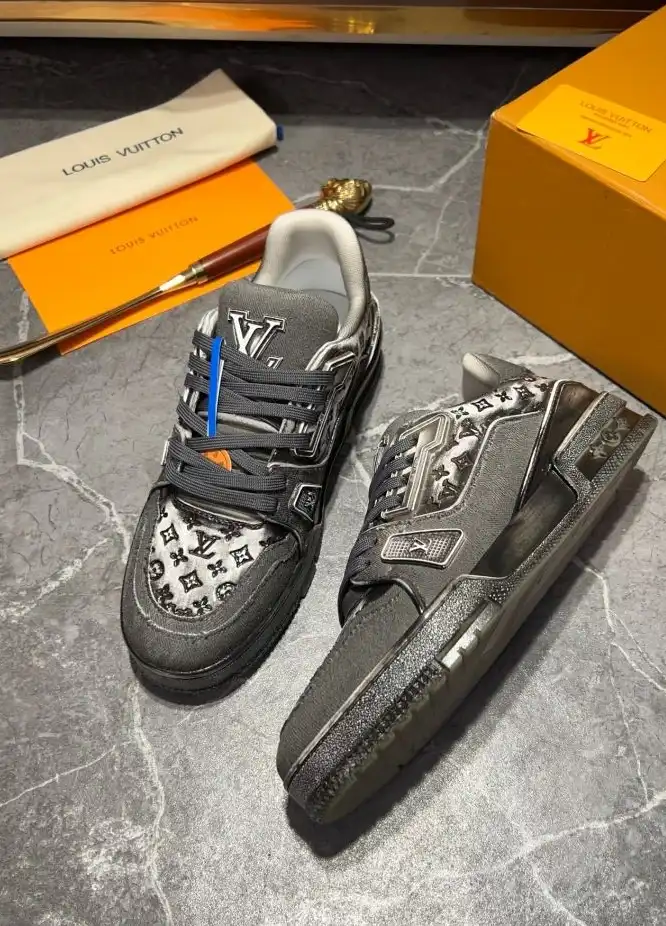 hype Louis Vuitton Sneakers