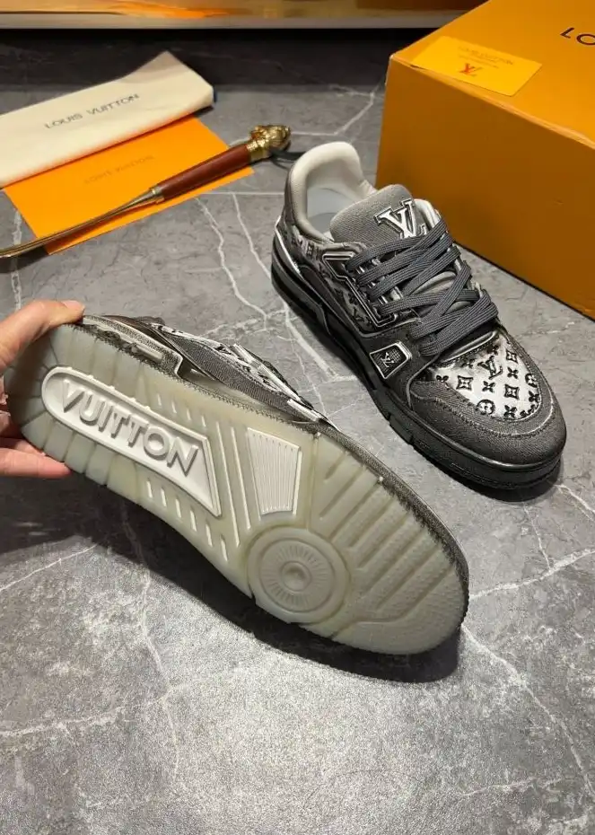 hype Louis Vuitton Sneakers