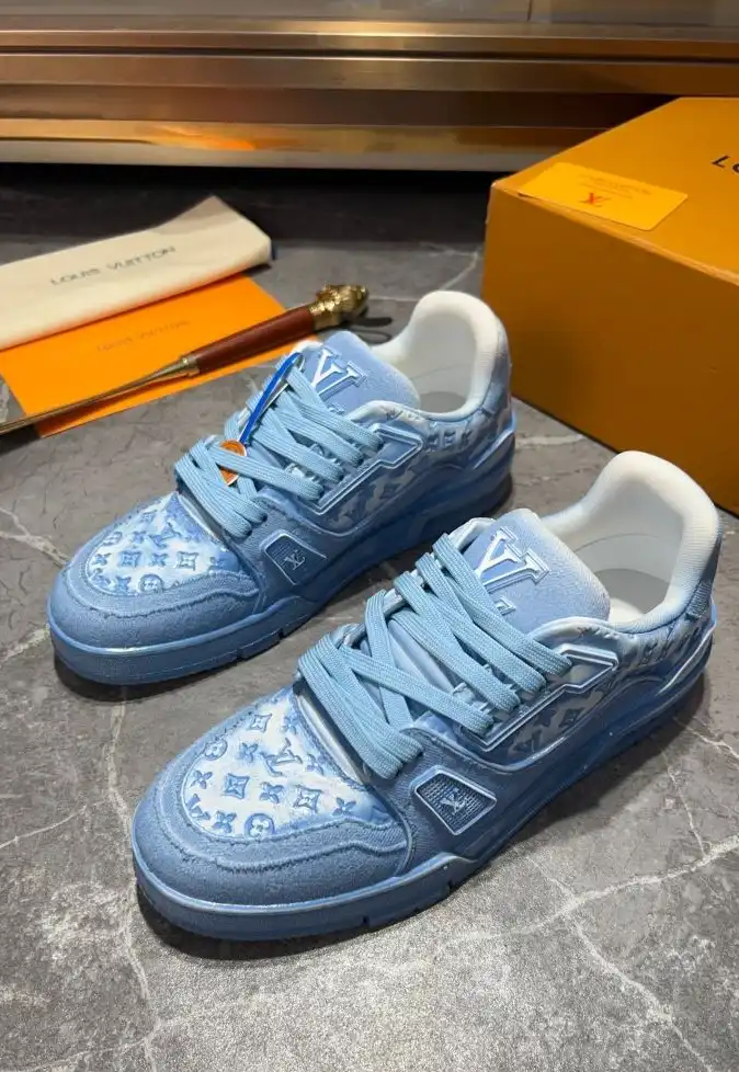 hype Louis Vuitton Sneakers