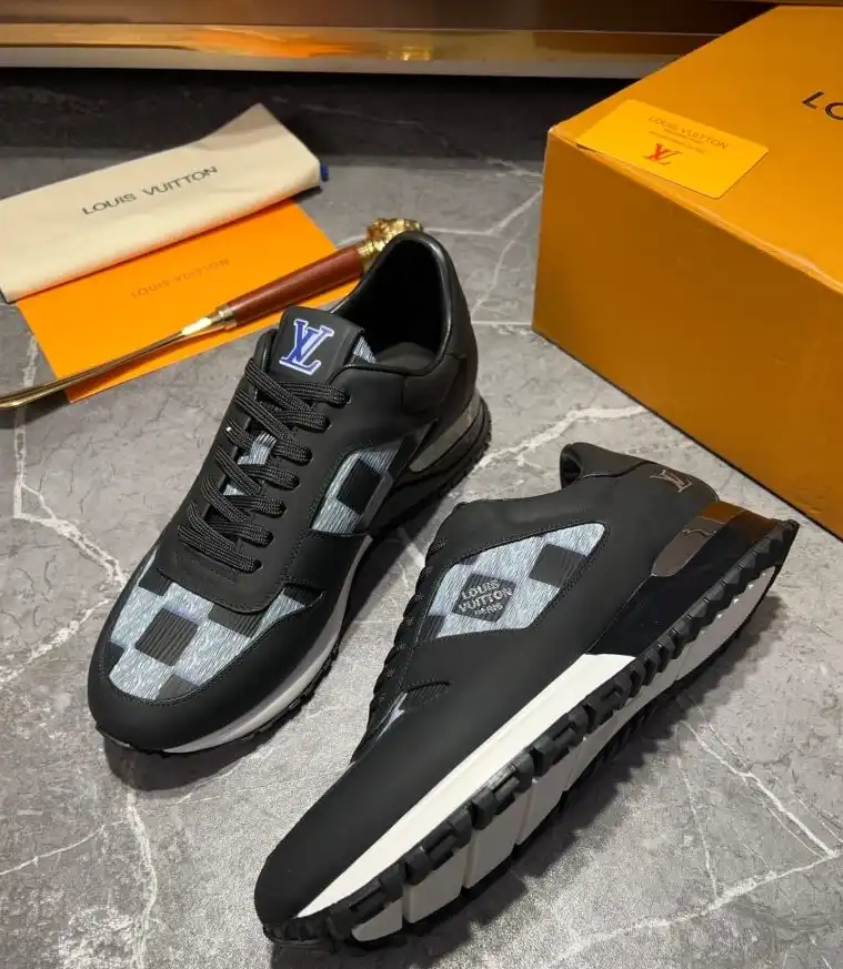 hype Louis Vuitton Sneakers