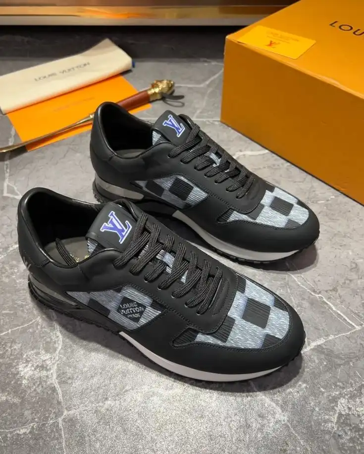 hype Louis Vuitton Sneakers