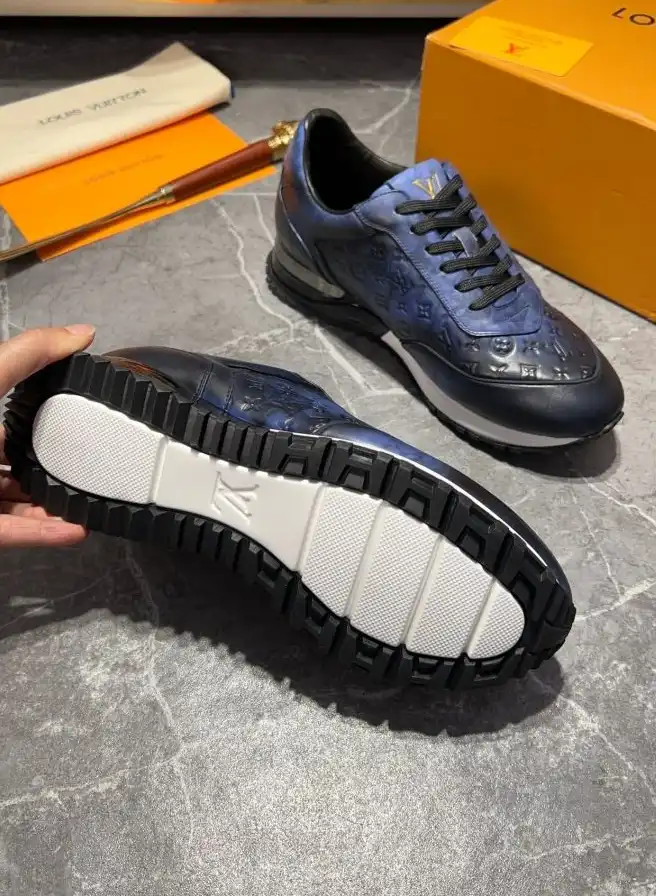 hype Louis Vuitton Sneakers