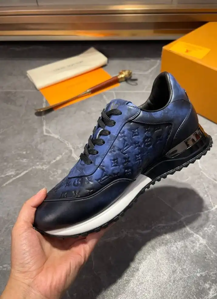 hype Louis Vuitton Sneakers