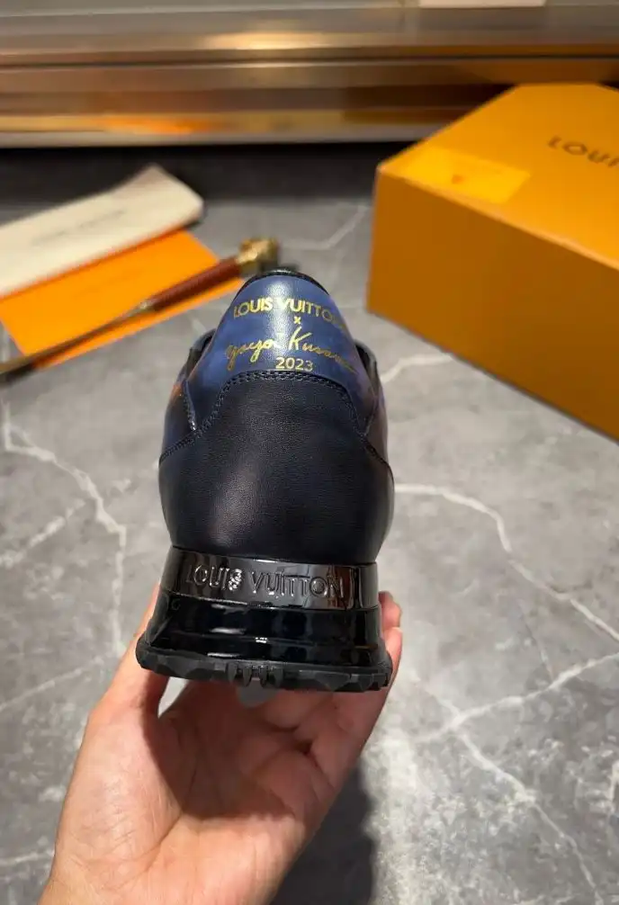 hype Louis Vuitton Sneakers