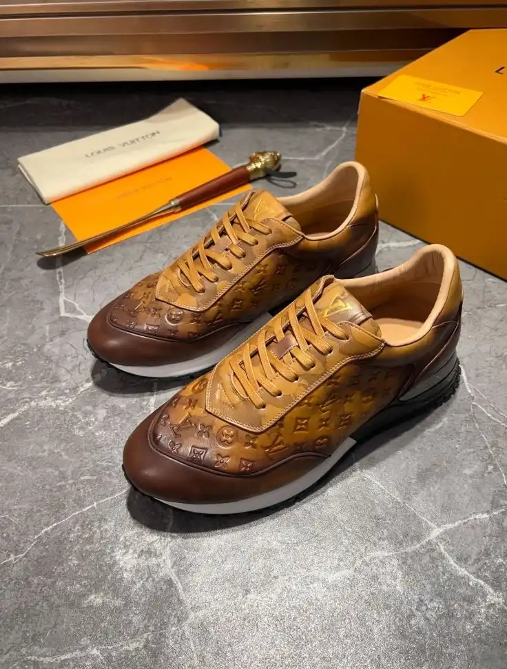 hype Louis Vuitton Sneakers