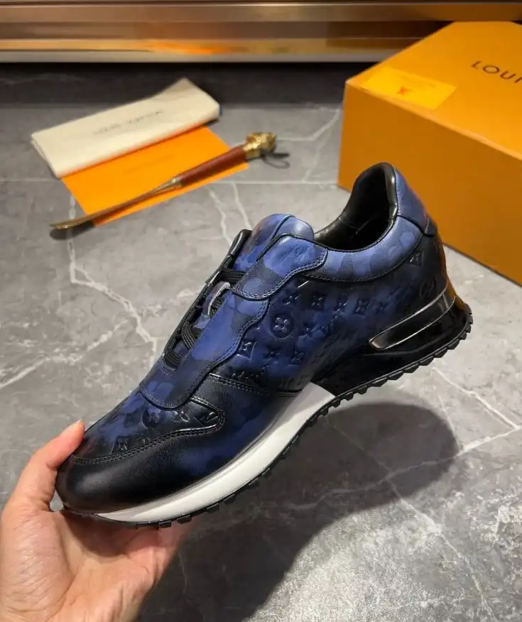 hype Louis Vuitton Sneakers