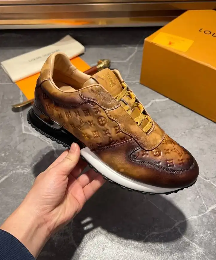 hype Louis Vuitton Sneakers