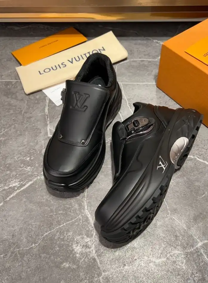 hype Louis Vuitton Sneakers