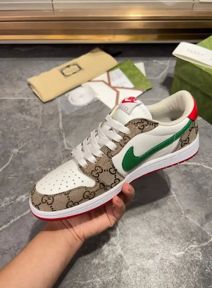 hype Gucci Sneakers