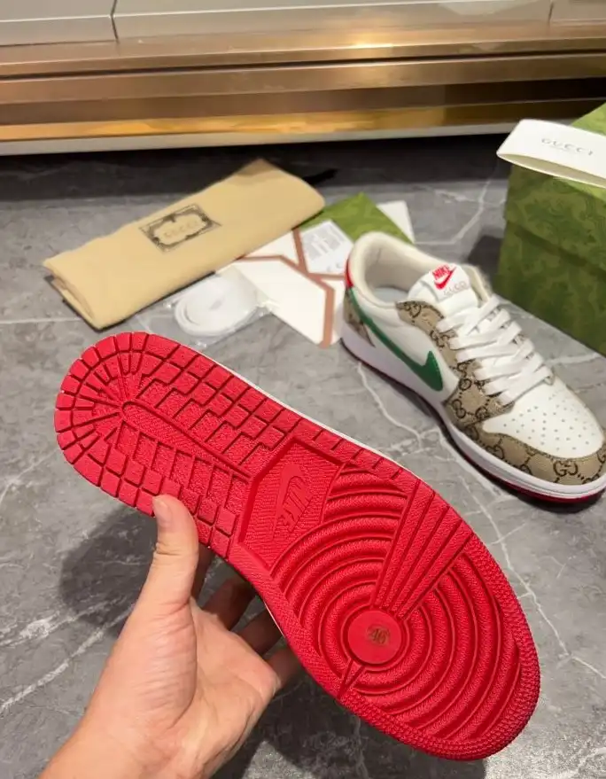 hype Gucci Sneakers