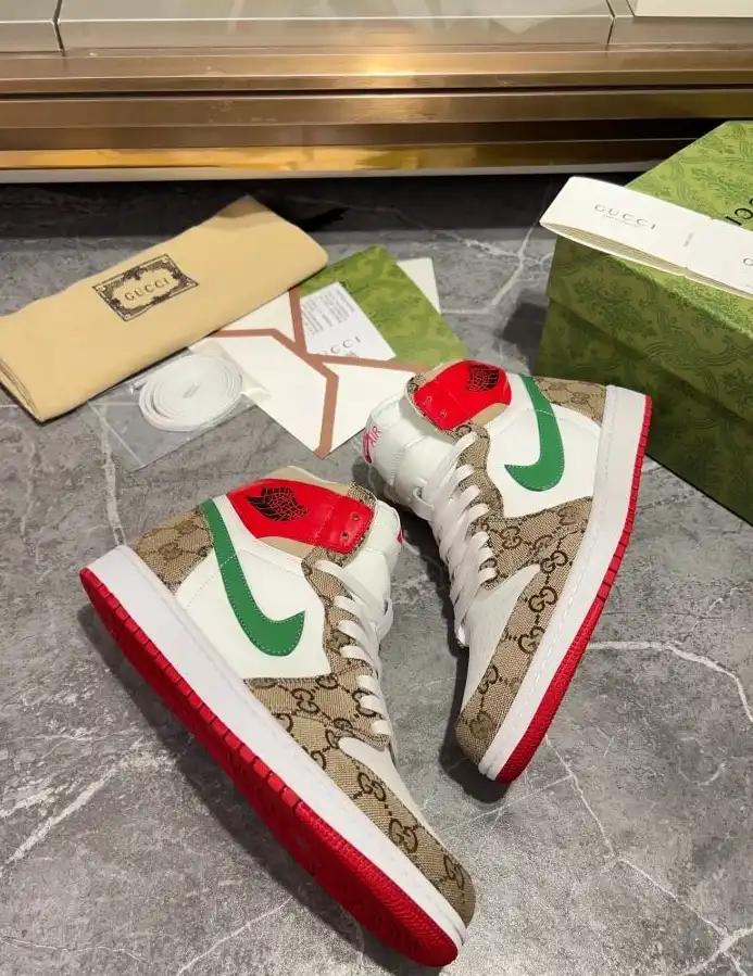 hype Gucci Sneakers