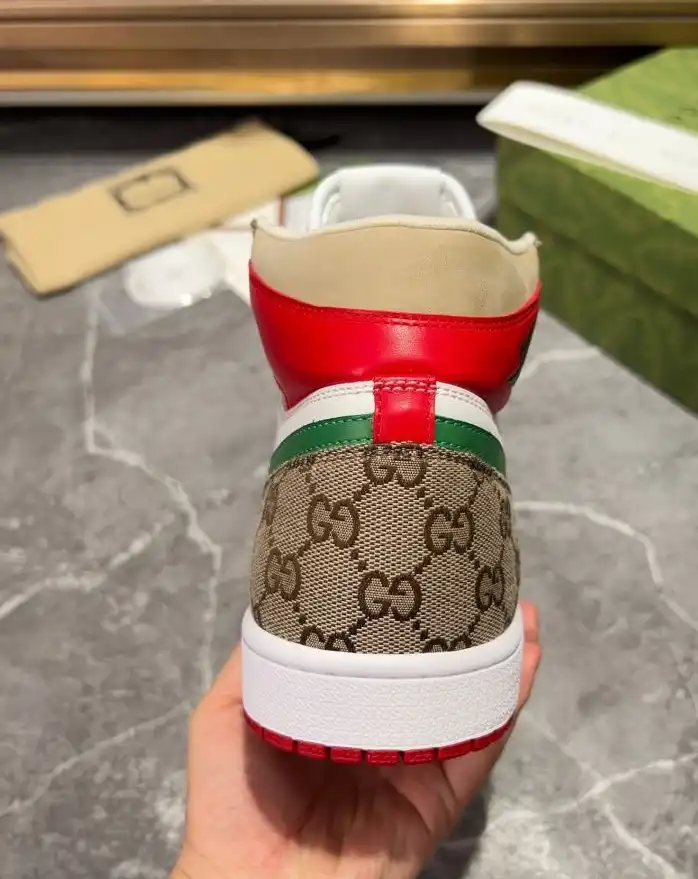 hype Gucci Sneakers