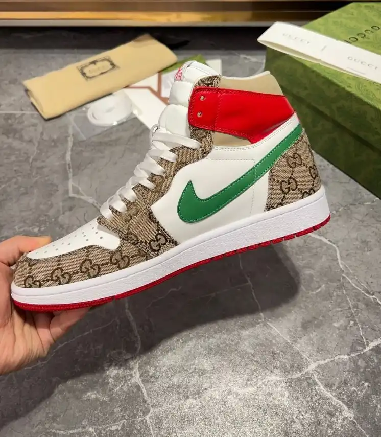 hype Gucci Sneakers