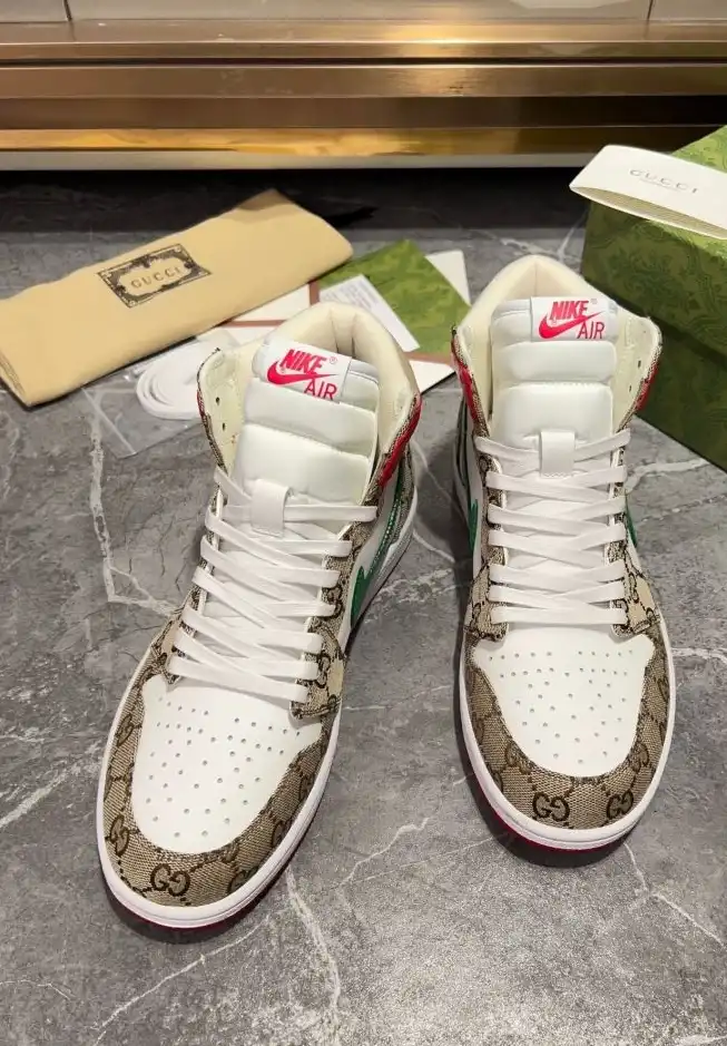 hype Gucci Sneakers