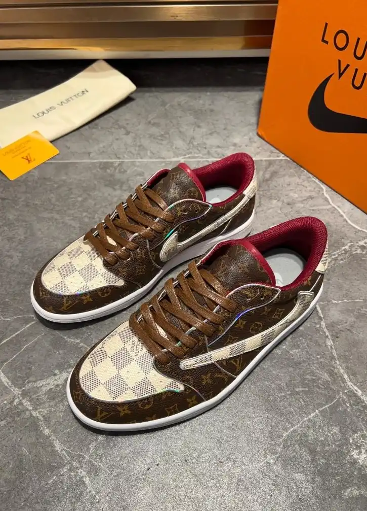 hype Louis Vuitton Sneakers