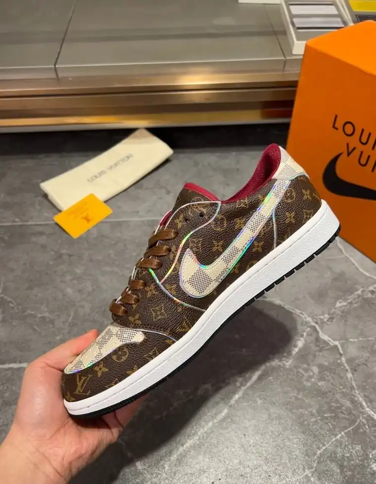 hype Louis Vuitton Sneakers