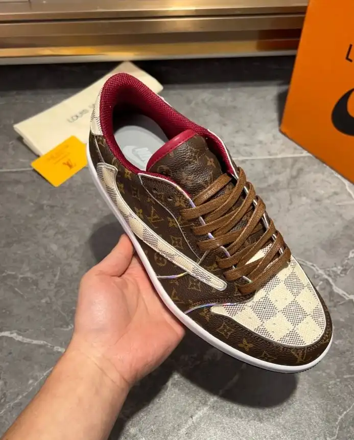 hype Louis Vuitton Sneakers