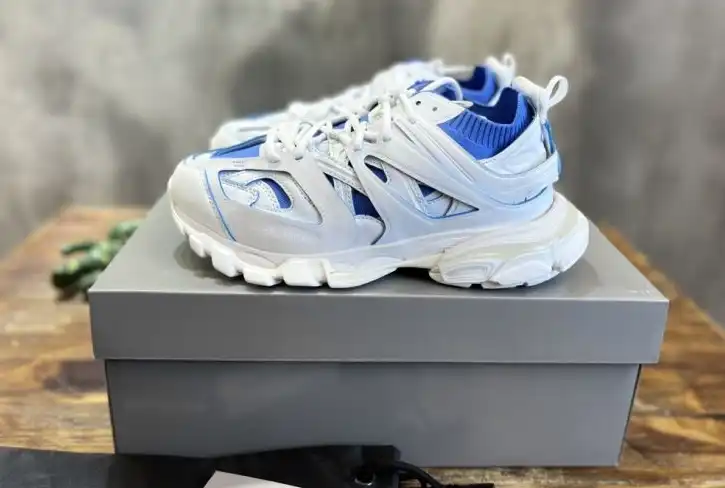 hype Balenciaga Sneakers