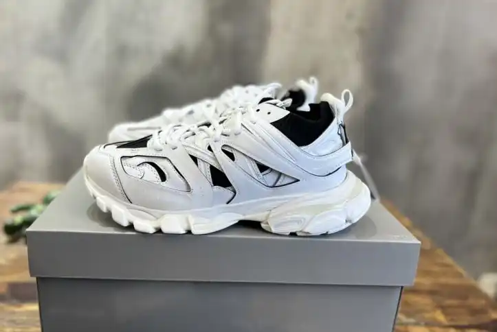 hype Balenciaga Sneakers