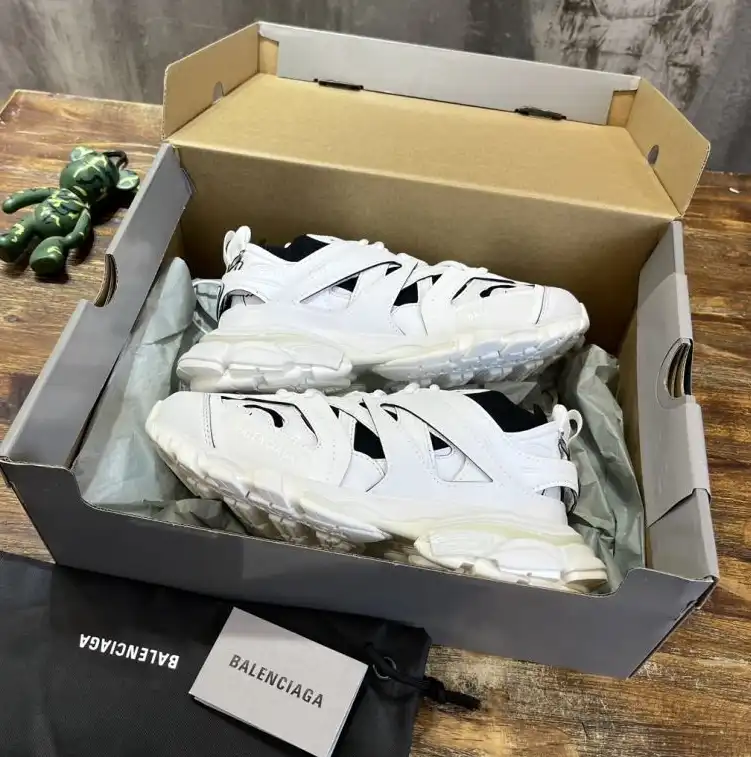 hype Balenciaga Sneakers