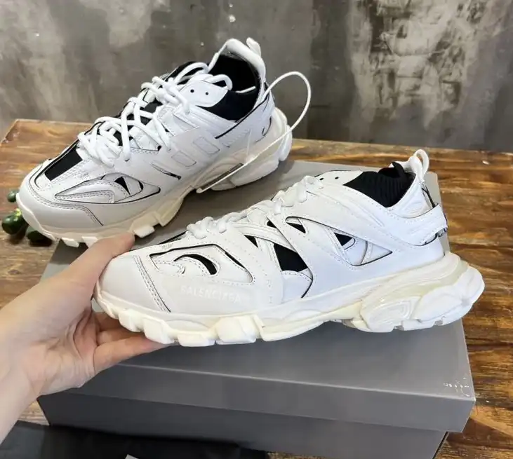 hype Balenciaga Sneakers