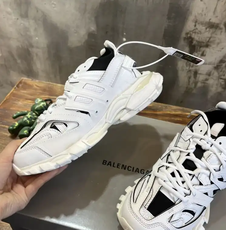 hype Balenciaga Sneakers