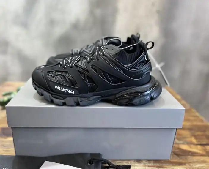 hype Balenciaga Sneakers