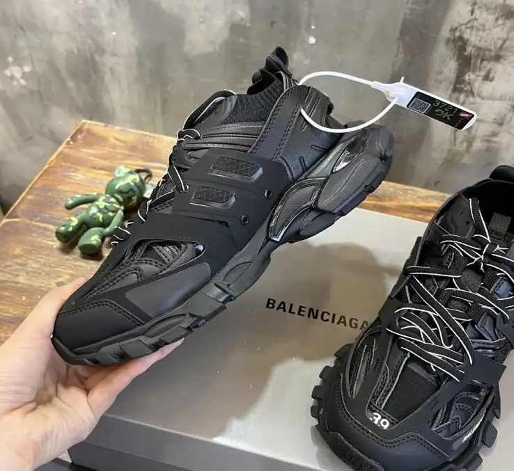 hype Balenciaga Sneakers