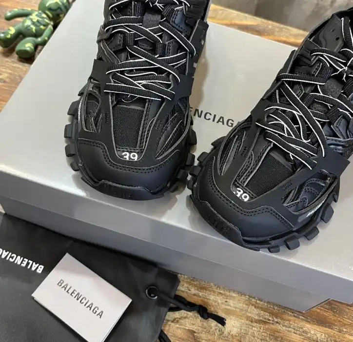 hype Balenciaga Sneakers