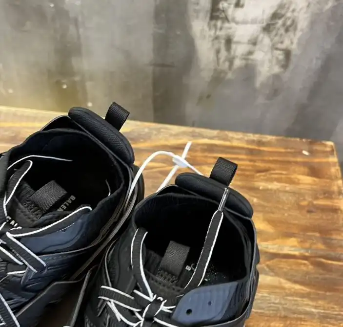 hype Balenciaga Sneakers