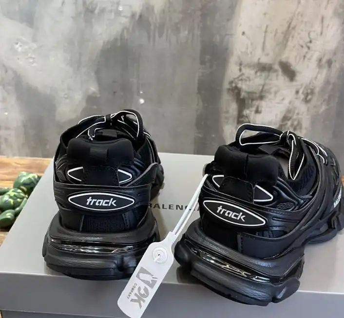 hype Balenciaga Sneakers