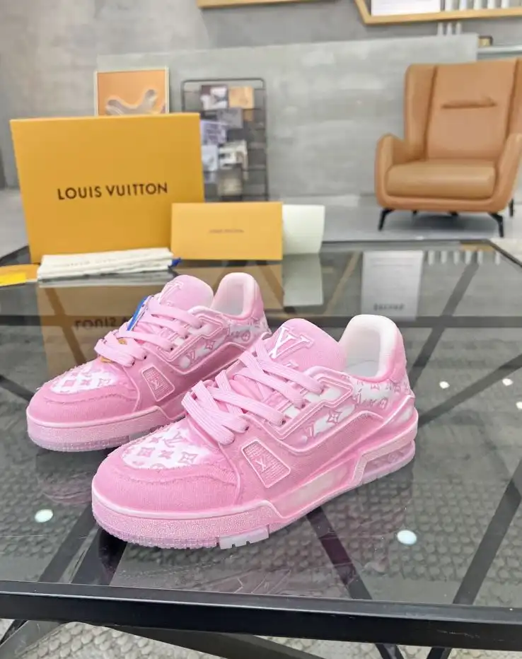 hype Louis Vuitton Sneakers