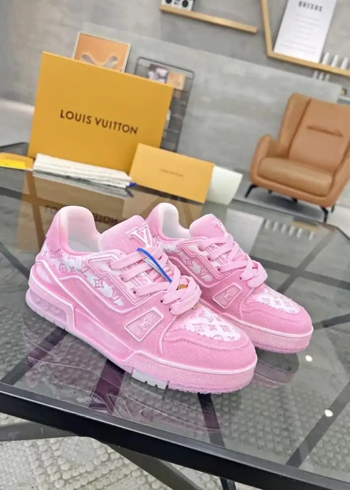 hype Louis Vuitton Sneakers