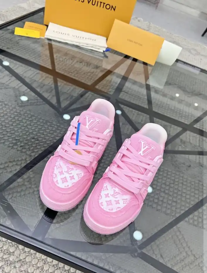 hype Louis Vuitton Sneakers