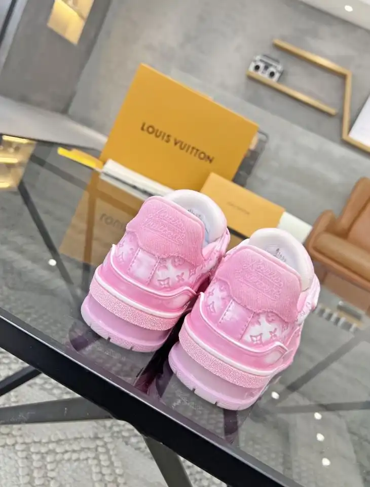 hype Louis Vuitton Sneakers