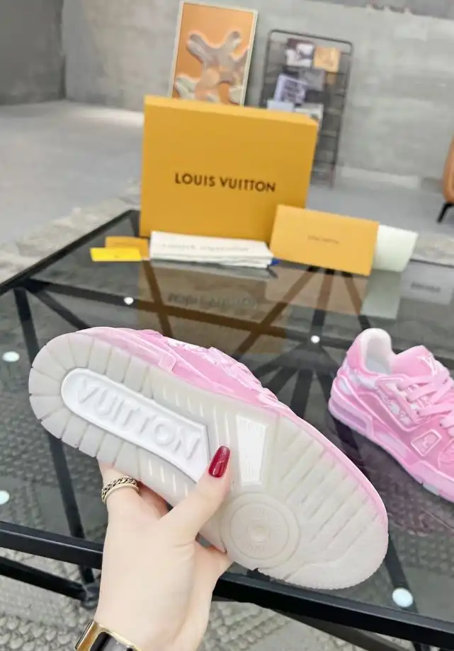 hype Louis Vuitton Sneakers