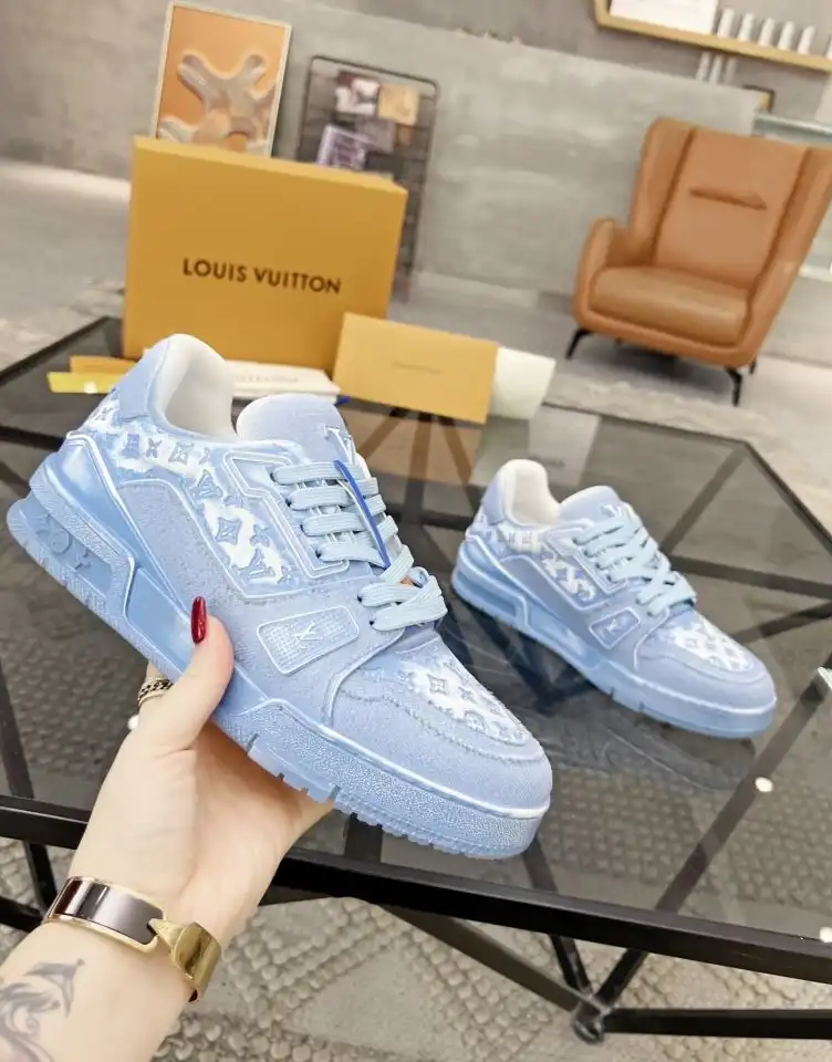 hype Louis Vuitton Sneakers