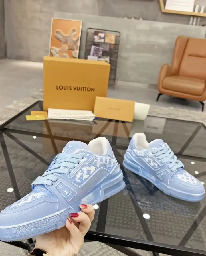 hype Louis Vuitton Sneakers