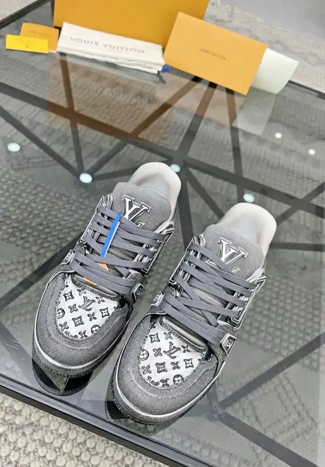 hype Louis Vuitton Sneakers