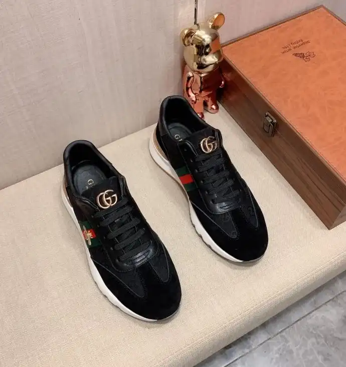 hype Gucci Sneakers