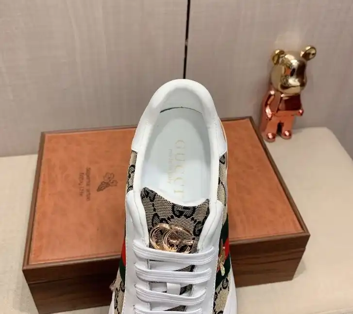 hype Gucci Sneakers