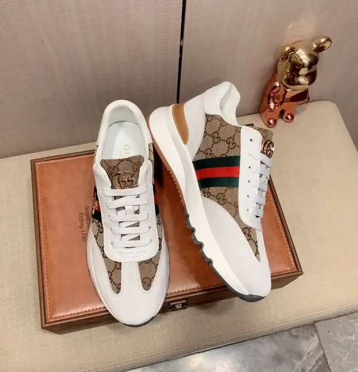 hype Gucci Sneakers