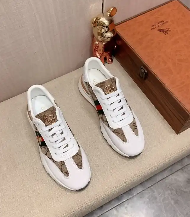 hype Gucci Sneakers